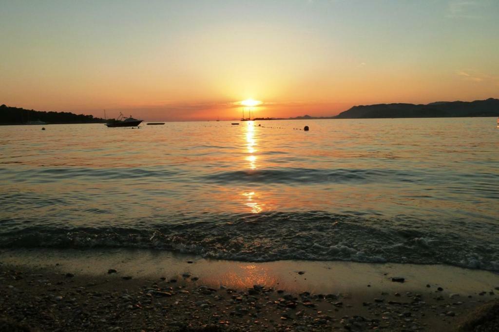 Nice Apartment & Room In Cavtat Εξωτερικό φωτογραφία