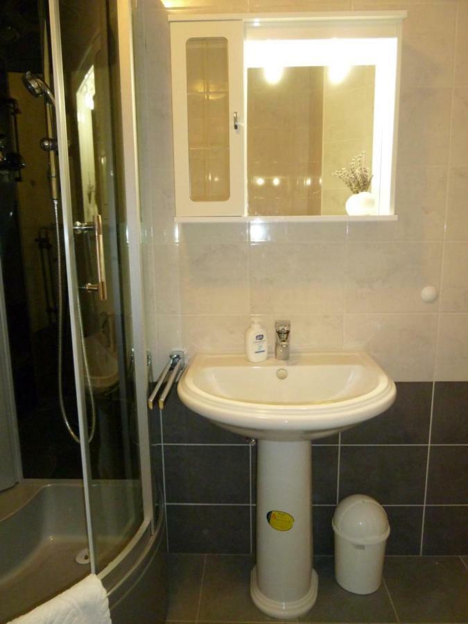 Nice Apartment & Room In Cavtat Εξωτερικό φωτογραφία